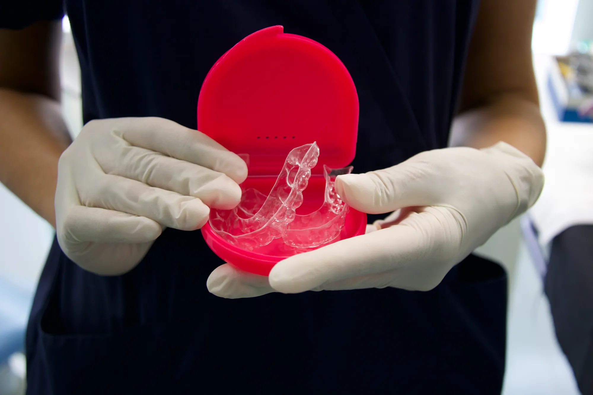 Allineatori invisibili per adulti - Studio dentistico a Brescia – Dott.ssa Irina Garaeva